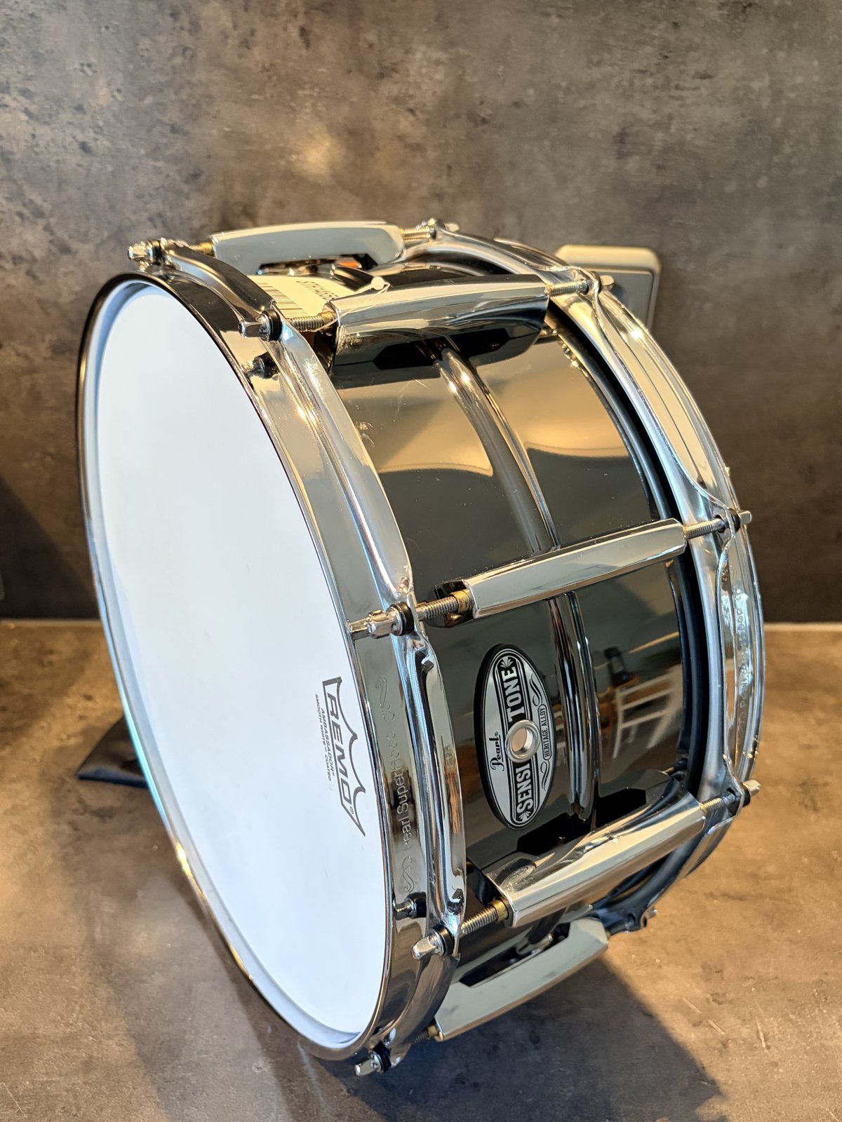 Pearl STH-1465BR Sensitone Heritage brass snare 14x6.5”