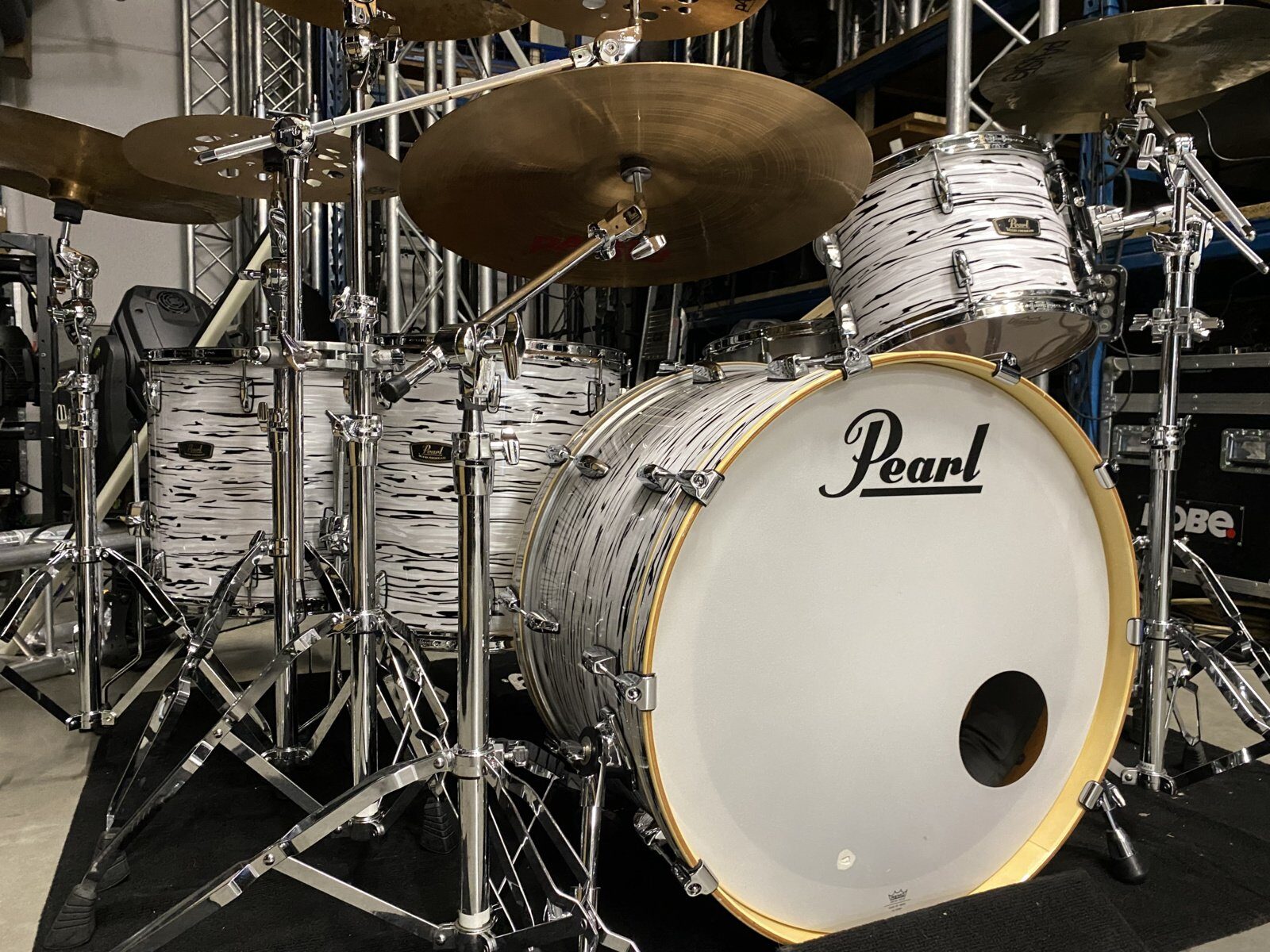 Pearl Woodfiberglass 2016 reissue model in 24-13-16-18” shellset #Black and White Oyster